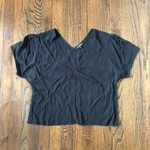 Madewell Women’s 12 Black Short-Sleeve Cropped V-Neck Blouse - EUC!